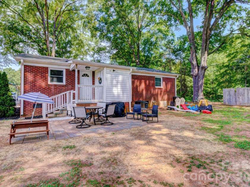 630 Old Stubbs Road, Cherryville, NC 28021.  MLS# CAR4384928, YatesRealty ID 26024. 