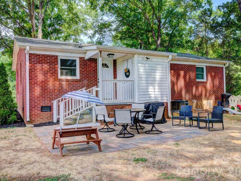 630 Old Stubbs Road, Cherryville, NC 28021.  MLS# CAR4384928, YatesRealty ID 26024. 