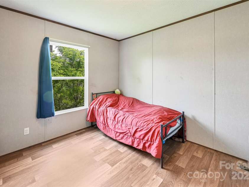 208 Stillwater Springs Road, Burnsville, NC 28714.  MLS# CAR4260579, YatesRealty ID 26025. 