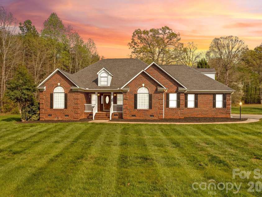 480 Adrian Road, Salisbury, NC 28146.  MLS# CAR4364171, YatesRealty ID 26025. 