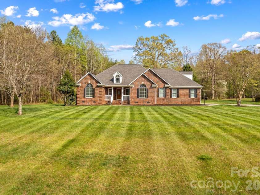 480 Adrian Road, Salisbury, NC 28146.  MLS# CAR4364171, YatesRealty ID 26025. 