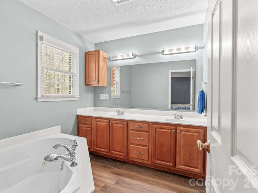 480 Adrian Road, Salisbury, NC 28146.  MLS# CAR4364171, YatesRealty ID 26025. 