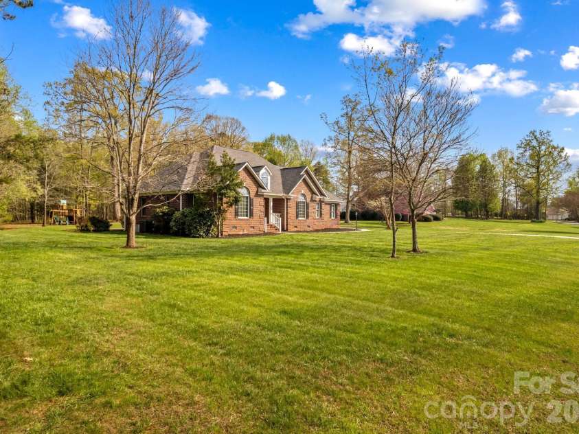 480 Adrian Road, Salisbury, NC 28146.  MLS# CAR4364171, YatesRealty ID 26025. 