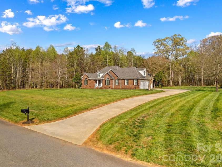 480 Adrian Road, Salisbury, NC 28146.  MLS# CAR4364171, YatesRealty ID 26025. 