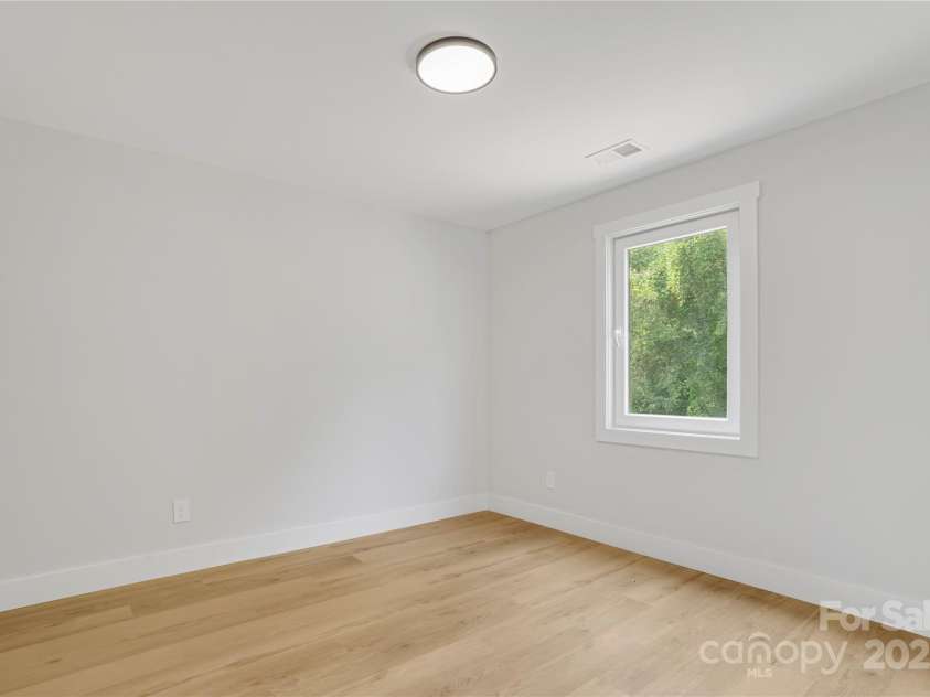 1043 Secor Street, Statesville, NC 28677.  MLS# CAR4280265, YatesRealty ID 26026. 