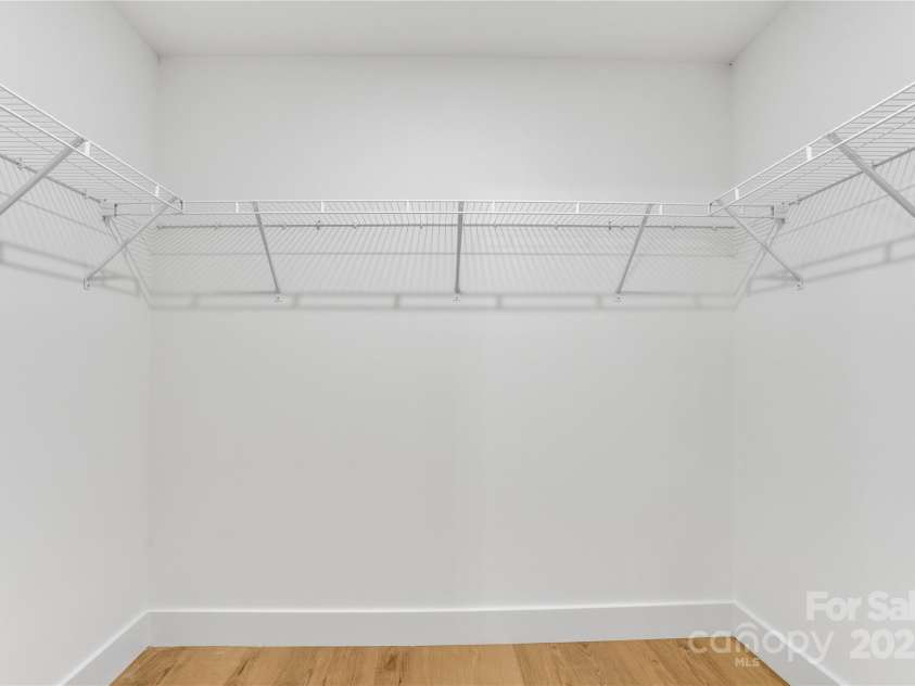 1043 Secor Street, Statesville, NC 28677.  MLS# CAR4280265, YatesRealty ID 26026. 