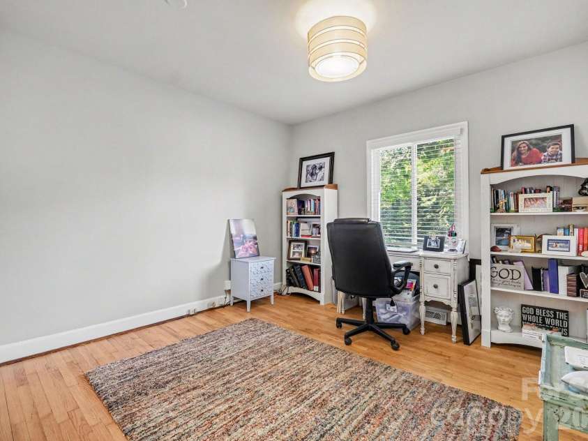 6641 Brookmeade Drive, Charlotte, NC 28226.  MLS# CAR4384428, YatesRealty ID 26026. 