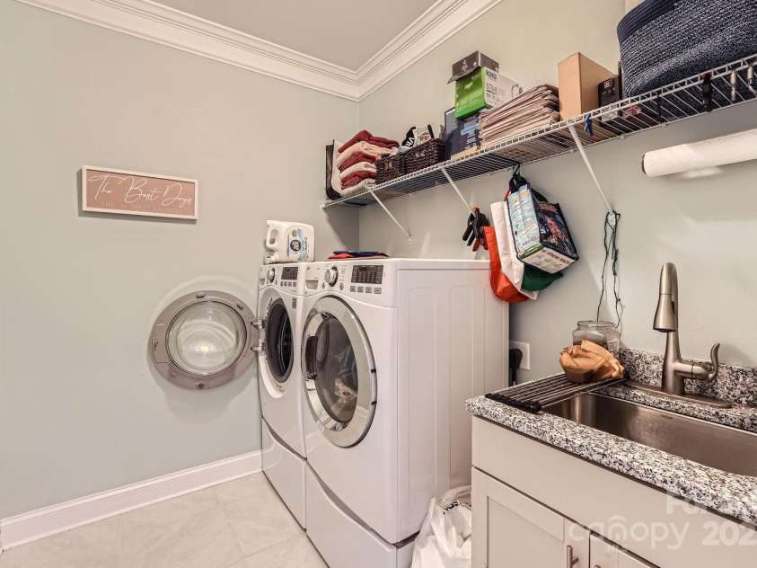 125 Rosebay Drive, Mooresville, NC 28117.  MLS# CAR4269839, YatesRealty ID 26027. Laundry Room