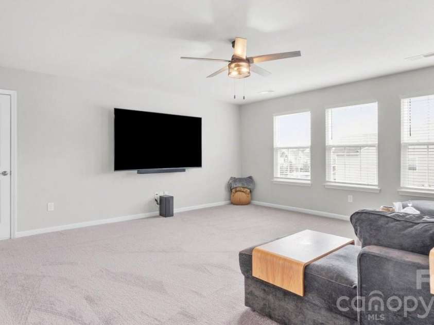 133 Dubois Drive, Mooresville, NC 28115.  MLS# CAR4385775, YatesRealty ID 26027. Second Level Loft