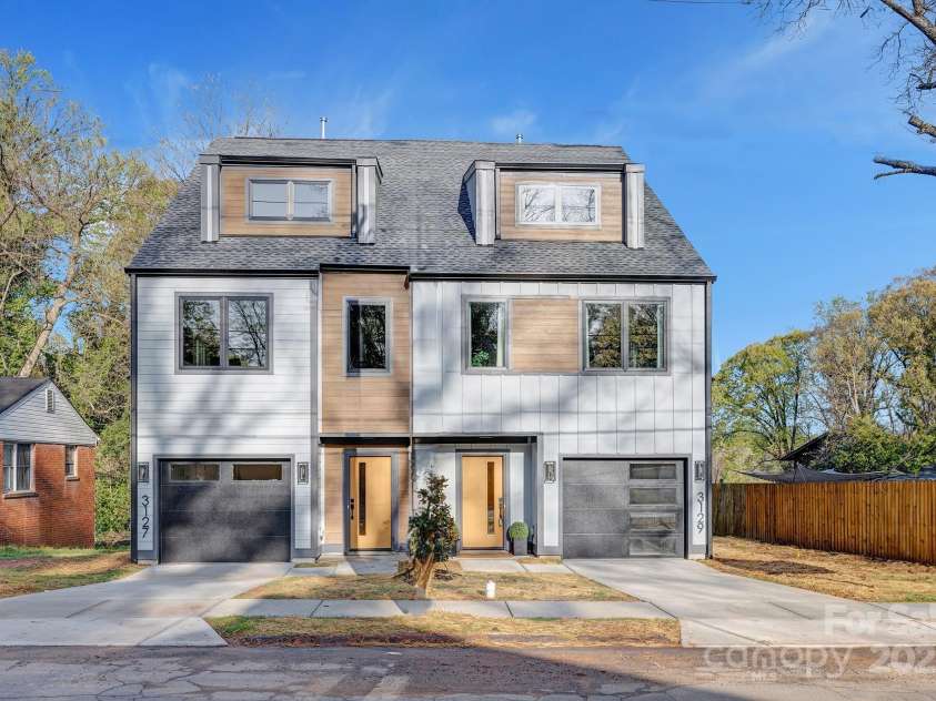 3129 Rush Avenue, Charlotte, NC 28208.  MLS# CAR4242133, YatesRealty ID 26028. 