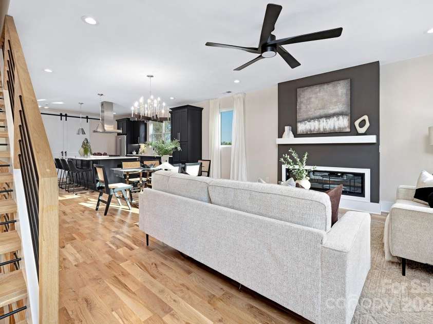 3129 Rush Avenue, Charlotte, NC 28208.  MLS# CAR4242133, YatesRealty ID 26028. 