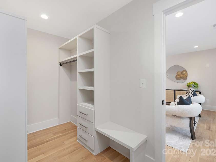 3129 Rush Avenue, Charlotte, NC 28208.  MLS# CAR4242133, YatesRealty ID 26028. 