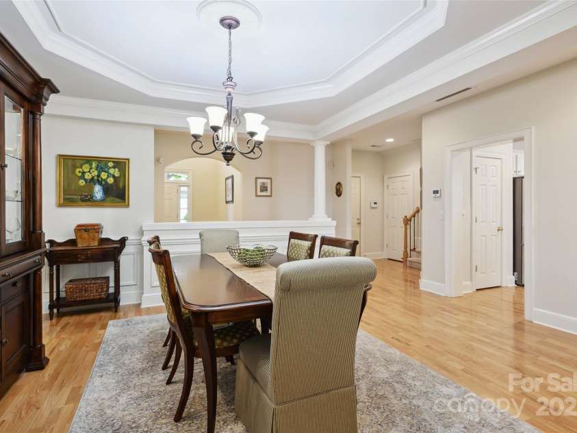 3128 Ethereal Lane, Charlotte, NC 28226.  MLS# CAR4260026, YatesRealty ID 26029. 