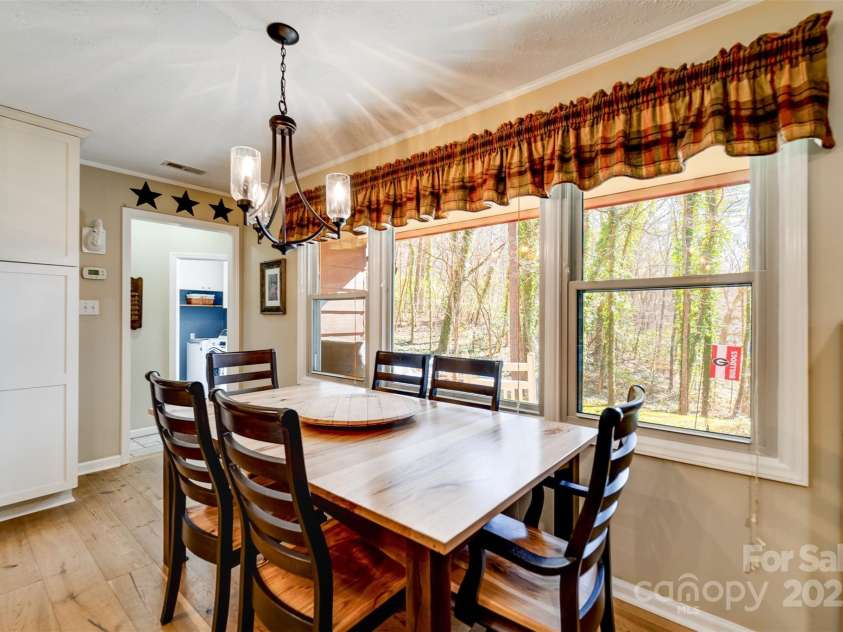 1832 University Heights, Cullowhee, NC 28723.  MLS# CAR4234454, YatesRealty ID 2603. 