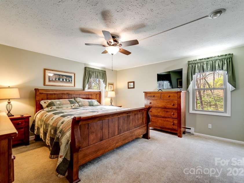 1832 University Heights, Cullowhee, NC 28723.  MLS# CAR4234454, YatesRealty ID 2603. 