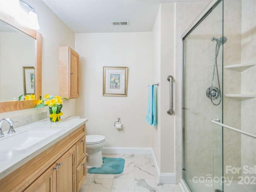 211 Abee Street, Morganton, NC 28655.  MLS# CAR4281511, YatesRealty ID 26030. 