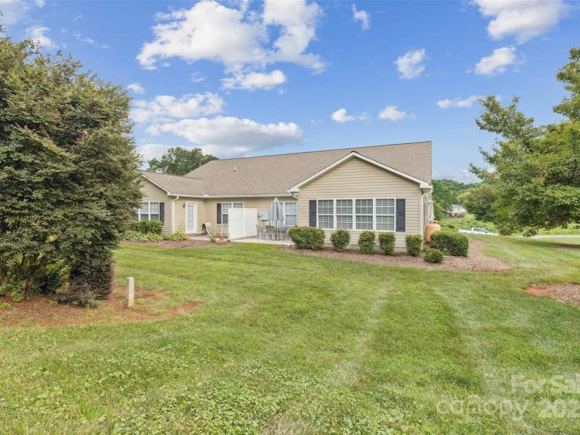 211 Abee Street, Morganton, NC 28655.  MLS# CAR4281511, YatesRealty ID 26030. 