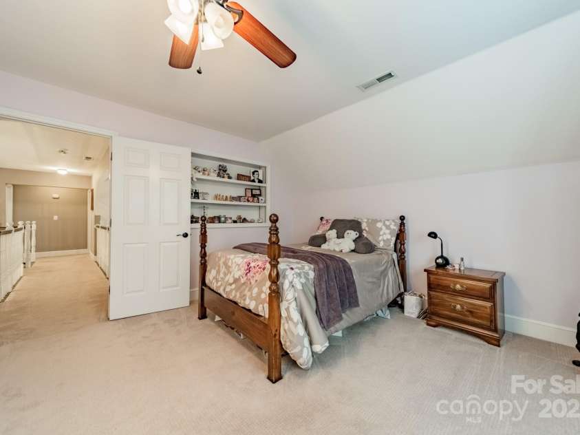 134 Lawrence Tee Lane, Mooresville, NC 28117.  MLS# CAR4254574, YatesRealty ID 26031. 