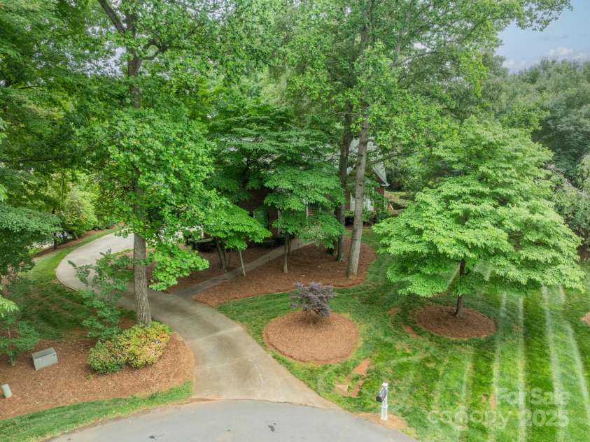 134 Lawrence Tee Lane, Mooresville, NC 28117.  MLS# CAR4254574, YatesRealty ID 26031. 