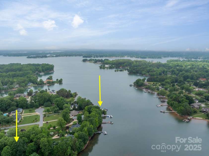 134 Lawrence Tee Lane, Mooresville, NC 28117.  MLS# CAR4254574, YatesRealty ID 26031. 
