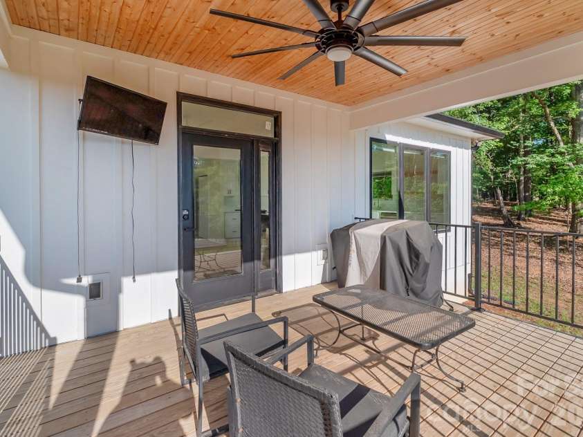 348 Alberta Drive, Norwood, NC 28128.  MLS# CAR4385406, YatesRealty ID 26032. 
