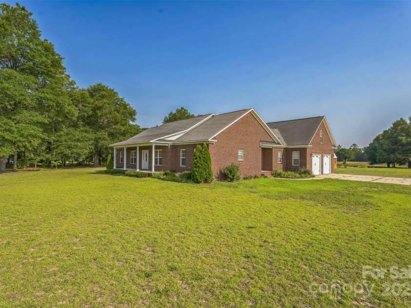 527 Live Oak Methodist Church Road, White Oak, NC 28399.  MLS# CAR4275081, YatesRealty ID 26033. 