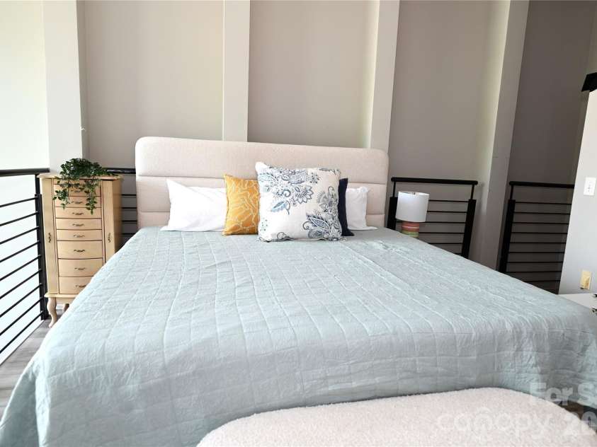3123 N Davidson Street, Charlotte, NC 28613.  MLS# CAR4374791, YatesRealty ID 26034. 