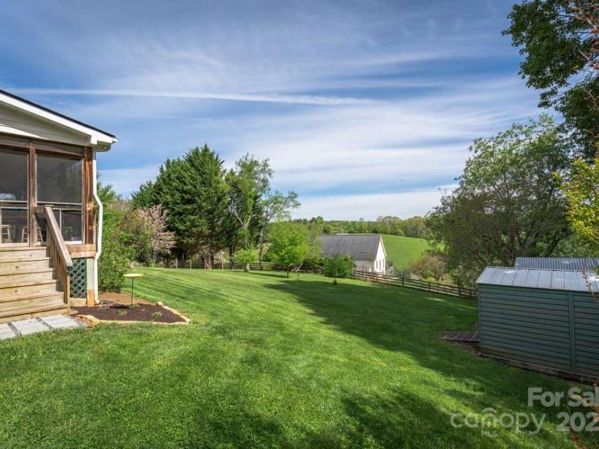 54 Donna Lane, Alexander, NC 28701.  MLS# CAR4265011, YatesRealty ID 26034. 