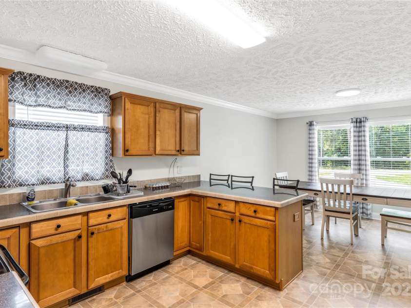 4285 Palmer Lloyd Road, Lancaster, SC 29720.  MLS# CAR4263620, YatesRealty ID 26035. 