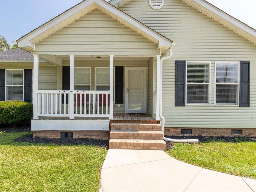 4285 Palmer Lloyd Road, Lancaster, SC 29720.  MLS# CAR4263620, YatesRealty ID 26035. 