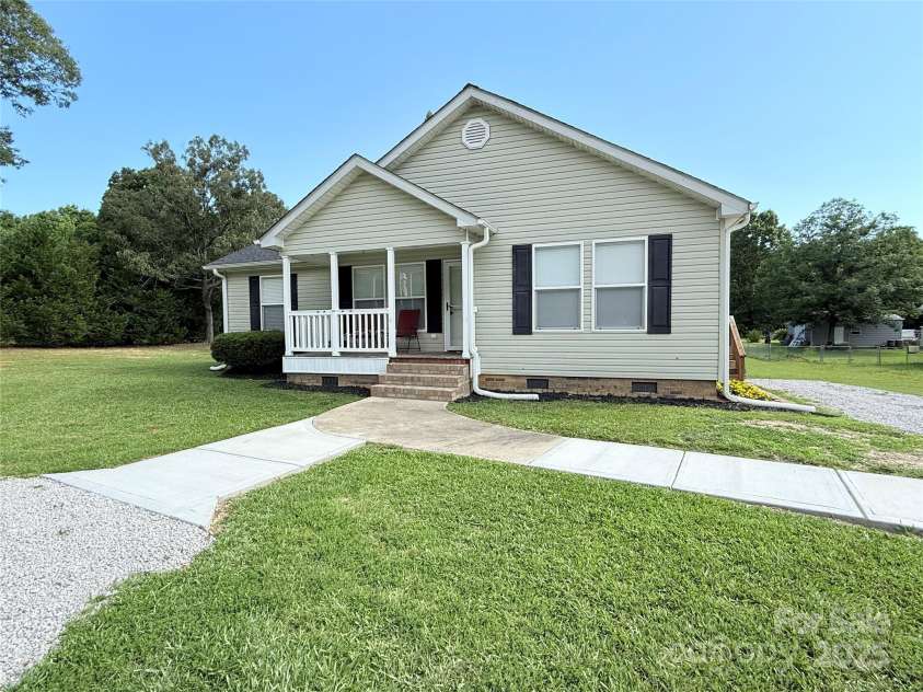 4285 Palmer Lloyd Road, Lancaster, SC 29720.  MLS# CAR4263620, YatesRealty ID 26035. 