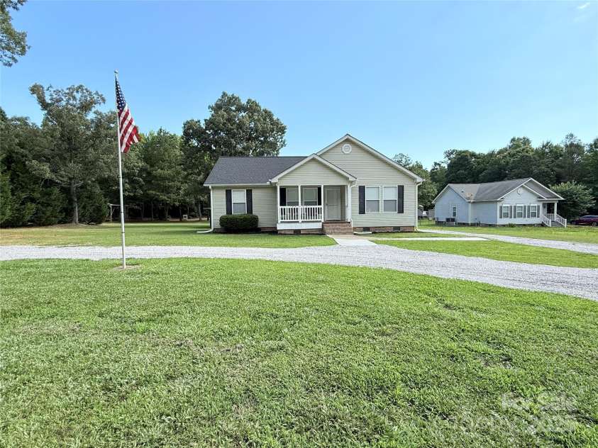 4285 Palmer Lloyd Road, Lancaster, SC 29720.  MLS# CAR4263620, YatesRealty ID 26035. 