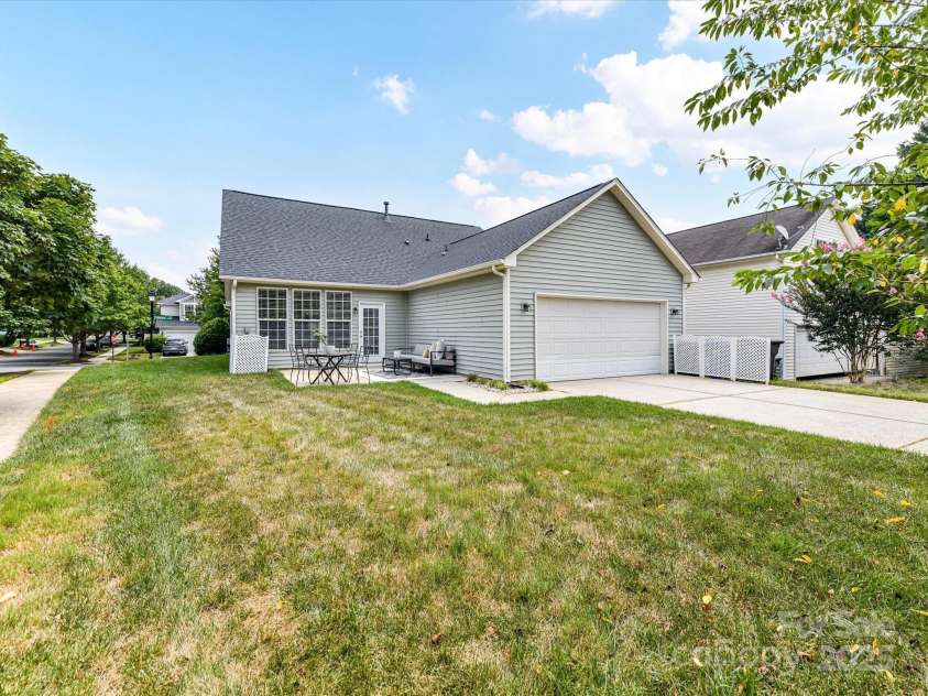 15751 Chipping Drive, Huntersville, NC 28078.  MLS# CAR4278445, YatesRealty ID 26036. Backyard