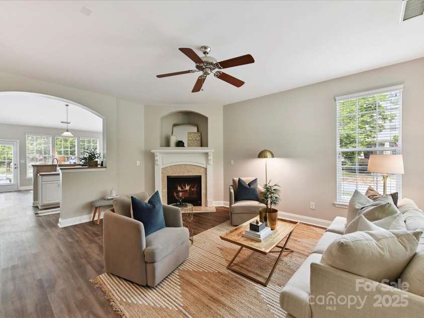 15751 Chipping Drive, Huntersville, NC 28078.  MLS# CAR4278445, YatesRealty ID 26036. Family Room view 3