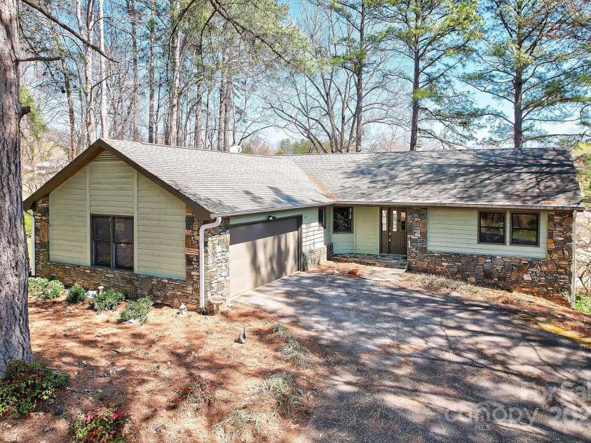 225 Sheepnose Drive, Lake Lure, NC 28746.  MLS# CAR4280514, YatesRealty ID 26037. 