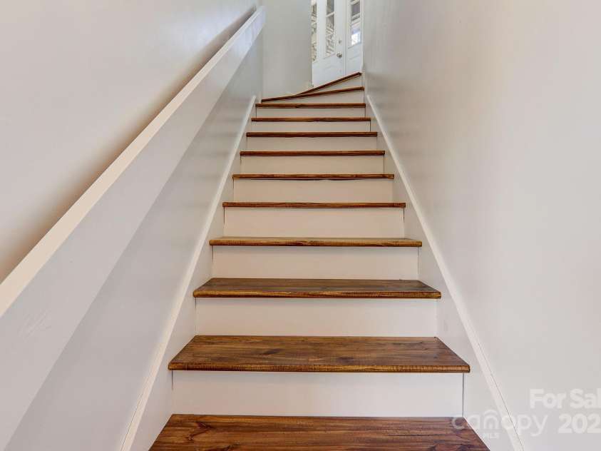 225 Sheepnose Drive, Lake Lure, NC 28746.  MLS# CAR4280514, YatesRealty ID 26037. 