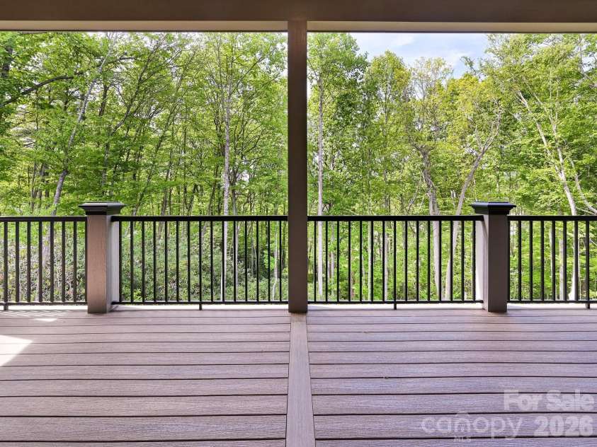 18 Erin Glen Court, Fairview, NC 28730.  MLS# CAR4378073, YatesRealty ID 26038. 
