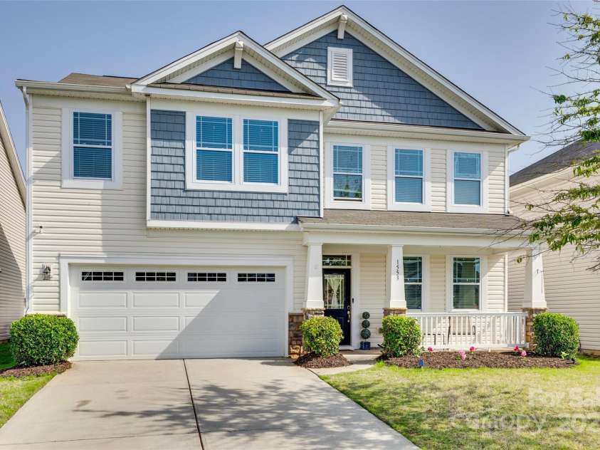 1553 Arcadia Bluff Drive, York, SC 29745.  MLS# CAR4258275, YatesRealty ID 26039. 