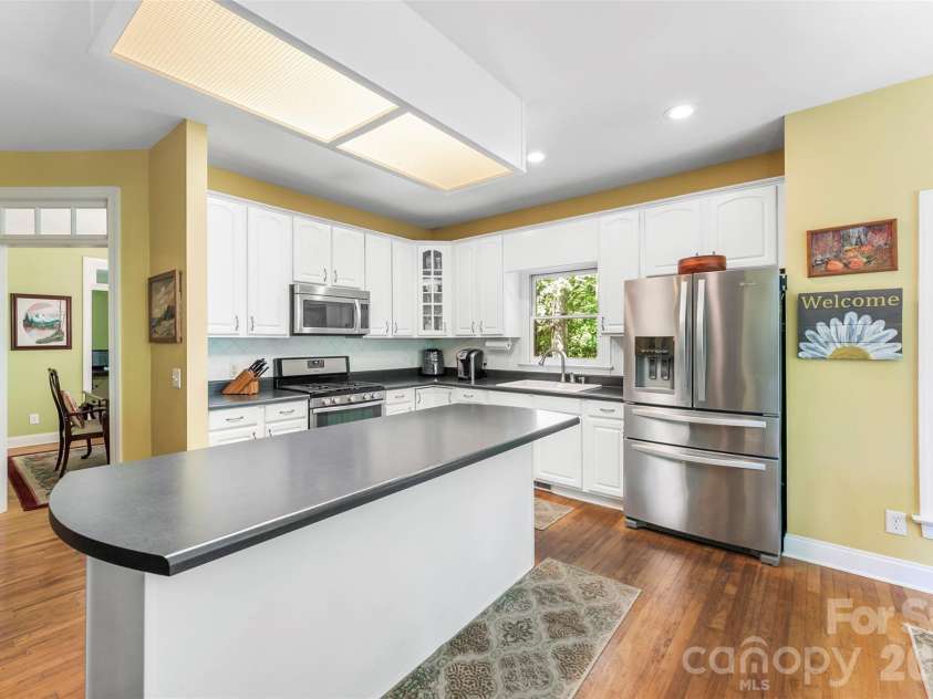 104 Tallwood Drive, Shelby, NC 28152.  MLS# CAR4280185, YatesRealty ID 2604. 