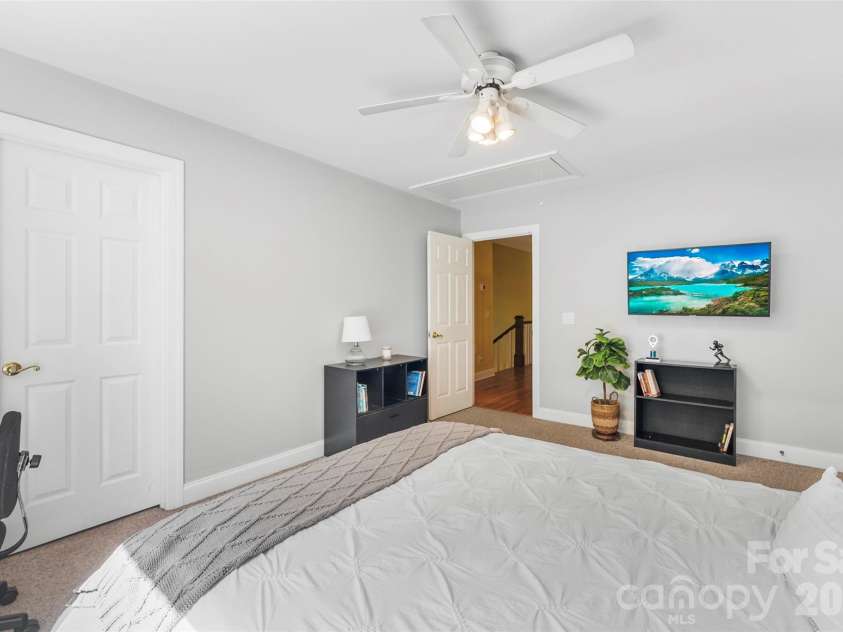 104 Tallwood Drive, Shelby, NC 28152.  MLS# CAR4280185, YatesRealty ID 2604. 