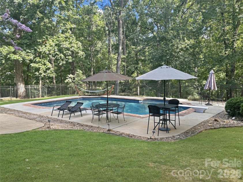 104 Tallwood Drive, Shelby, NC 28152.  MLS# CAR4280185, YatesRealty ID 2604. 