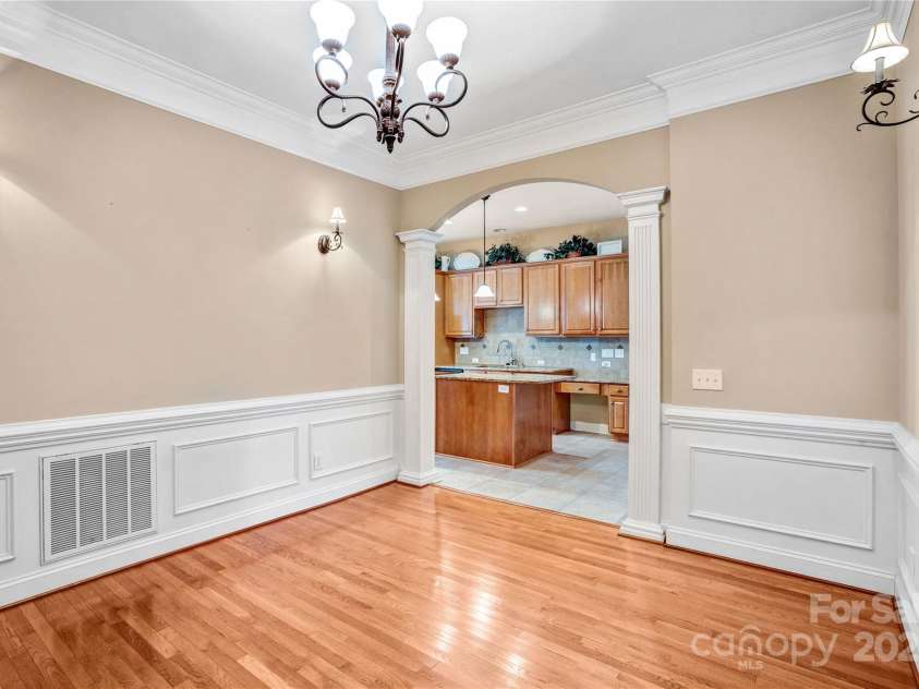 305 Chancelot Lane, Fort Mill, SC 29708.  MLS# CAR4224414, YatesRealty ID 2604. 