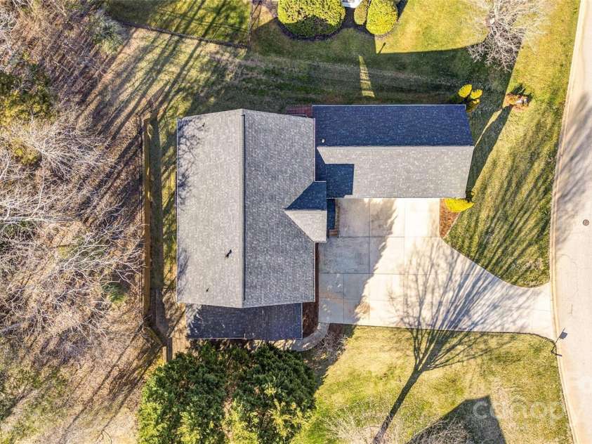 305 Chancelot Lane, Fort Mill, SC 29708.  MLS# CAR4224414, YatesRealty ID 2604. 