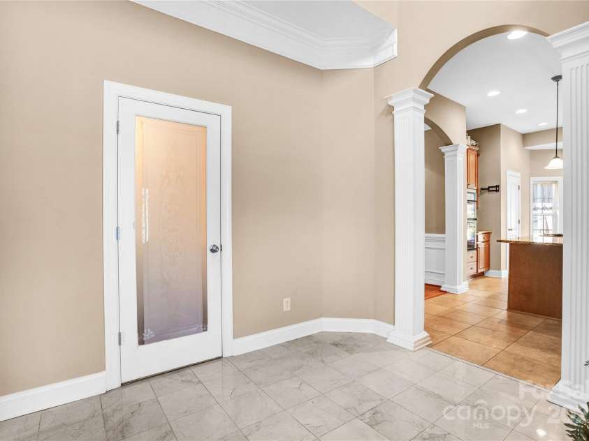 305 Chancelot Lane, Fort Mill, SC 29708.  MLS# CAR4224414, YatesRealty ID 2604. 