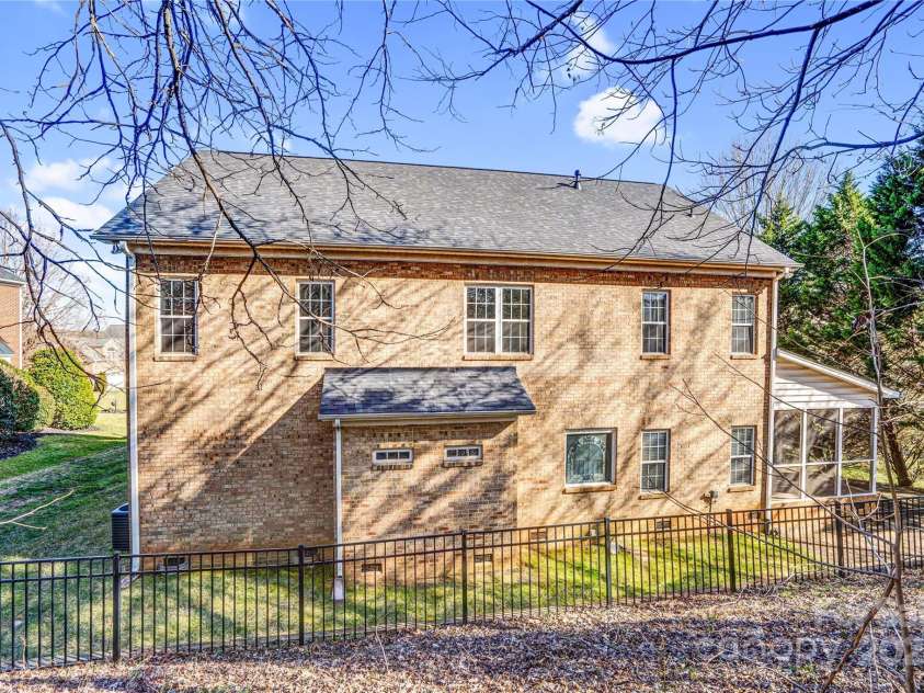 305 Chancelot Lane, Fort Mill, SC 29708.  MLS# CAR4224414, YatesRealty ID 2604. 