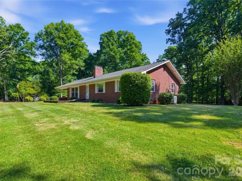 4411 US 221 Highway, Forest City, NC 28043.  MLS# CAR4384044, YatesRealty ID 26040. 