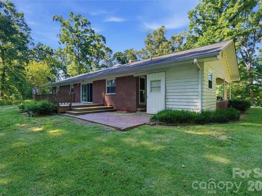 4411 US 221 Highway, Forest City, NC 28043.  MLS# CAR4384044, YatesRealty ID 26040. 