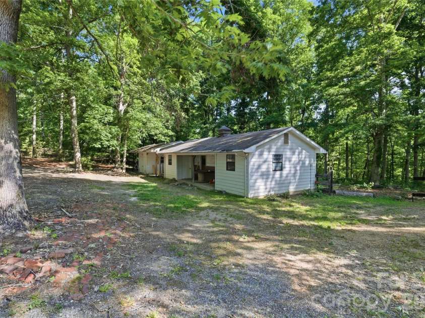 4411 US 221 Highway, Forest City, NC 28043.  MLS# CAR4384044, YatesRealty ID 26040. 