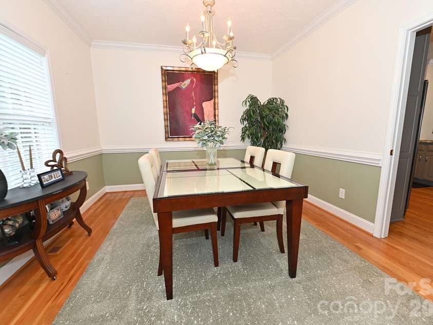 406 5th Avenue, Conover, NC 28613.  MLS# CAR4368101, YatesRealty ID 26041. 