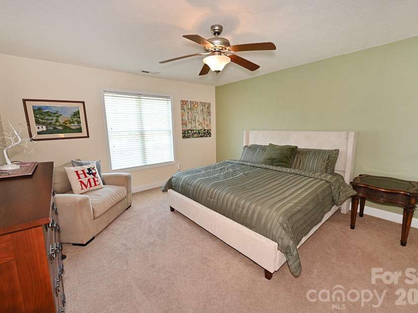 406 5th Avenue, Conover, NC 28613.  MLS# CAR4368101, YatesRealty ID 26041. Bedroom en-suite Upper Level